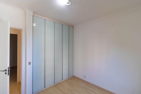 Apartamento para alugar com 82m², 3 quartos e 2 vagasQuarto 02