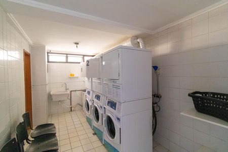 Apartamento para alugar com 82m², 3 quartos e 2 vagasÁrea comum - Lavanderia