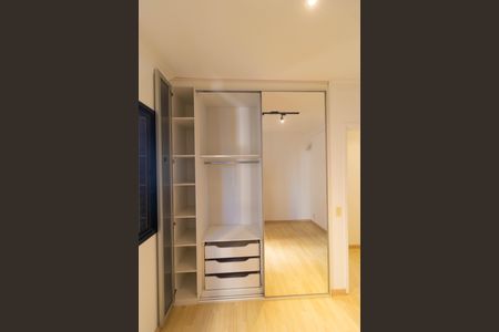 Apartamento para alugar com 82m², 3 quartos e 2 vagasSuíte - Armário