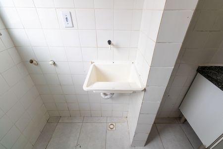 Apartamento para alugar com 55m², 2 quartos e 1 vaga Apartamento para alugar com 55m², 2 quartos e 1 vagaCozinha e Área de Serviço