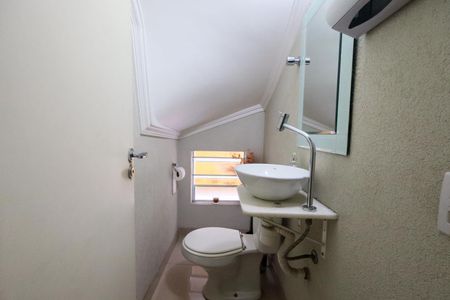 Casa para alugar com 120m², 3 quartos e 2 vagas Casa para alugar com 120m², 3 quartos e 2 vagasLavabo