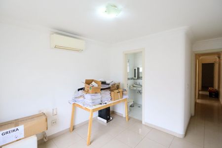 Casa para alugar com 120m², 3 quartos e 2 vagas Casa para alugar com 120m², 3 quartos e 2 vagasSuíte