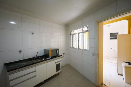 Casa para alugar com 120m², 3 quartos e 2 vagas Casa para alugar com 120m², 3 quartos e 2 vagasCozinha