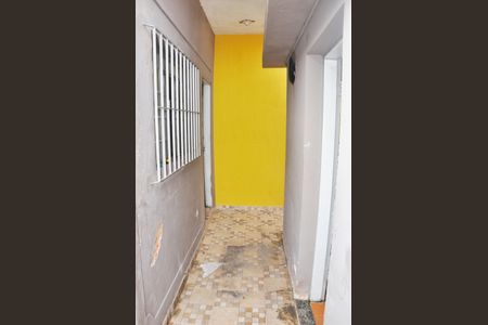 Casa à venda com 80m², 2 quartos e 1 vaga Corredor
