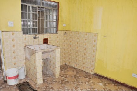 Casa à venda com 80m², 2 quartos e 1 vaga Área de Serviço