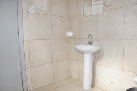 Casa à venda com 80m², 2 quartos e 1 vaga Banheiro Social