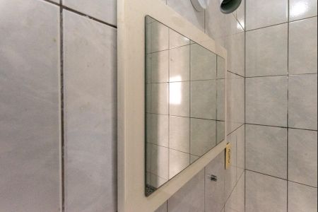 Casa à venda com 205m², 5 quartos e 4 vagas Casa à venda com 205m², 5 quartos e 4 vagasBanheiro da Suíte