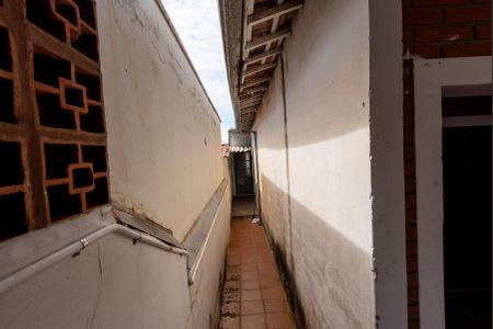 Casa à venda com 205m², 5 quartos e 4 vagas Casa à venda com 205m², 5 quartos e 4 vagasCasa 2- Quintal