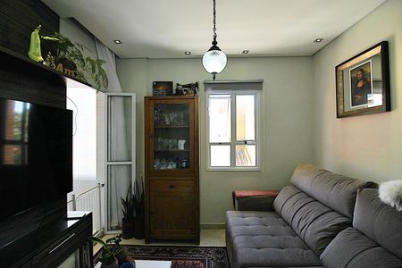 Apartamento para alugar com 70m², 2 quartos e 2 vagasSala