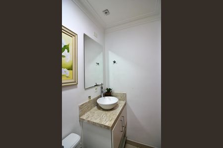 Apartamento para alugar com 70m², 2 quartos e 2 vagasBanheiro Social