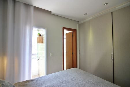 Apartamento para alugar com 70m², 2 quartos e 2 vagasSuíte 