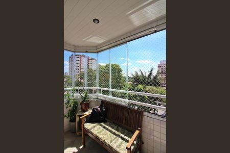 Apartamento para alugar com 70m², 2 quartos e 2 vagasSuíte Sacada