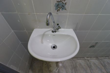 Casa para alugar com 52m², 2 quartos e 1 vagaBanheiro Social - Pia