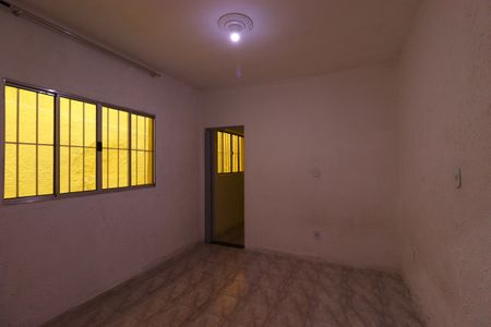 Casa para alugar com 52m², 2 quartos e 1 vagaSuíte