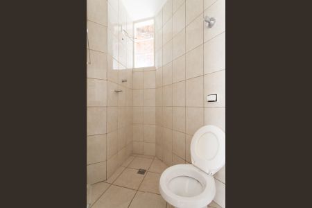 Casa à venda com 242m², 3 quartos e 6 vagasBanheiro de Serviço