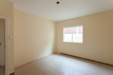 Casa à venda com 242m², 3 quartos e 6 vagasSuíte