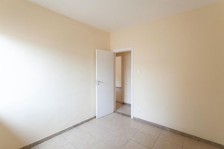 Casa à venda com 242m², 3 quartos e 6 vagasQuarto 2