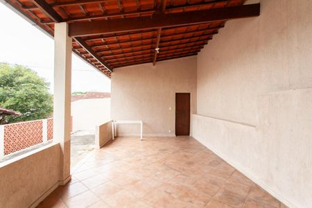 Casa à venda com 242m², 3 quartos e 6 vagasAnexo