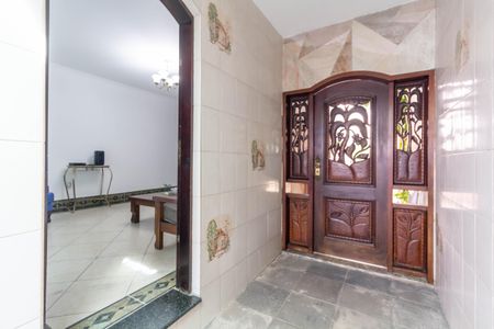 Casa à venda com 290m², 2 quartos e 2 vagas Casa à venda com 290m², 2 quartos e 2 vagasHall de Entrada