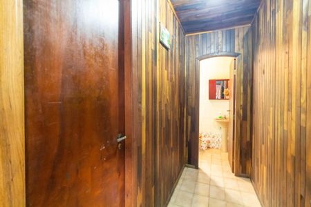 Casa à venda com 290m², 2 quartos e 2 vagas Casa à venda com 290m², 2 quartos e 2 vagasEdícula