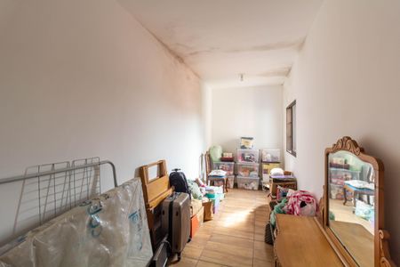 Casa à venda com 290m², 2 quartos e 2 vagas Casa à venda com 290m², 2 quartos e 2 vagasQuarto 2