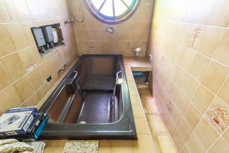 Casa à venda com 290m², 2 quartos e 2 vagas Casa à venda com 290m², 2 quartos e 2 vagasBanheiro da Suíte 1