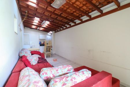 Apartamento à venda com 115m², 2 quartos e 1 vagaQuintal