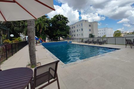 Apartamento à venda com 46m², 2 quartos e 1 vaga Apartamento à venda com 46m², 2 quartos e 1 vagaÁrea comum - Piscina