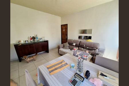 Apartamento à venda com 102m², 2 quartos e 1 vagaFoto 01