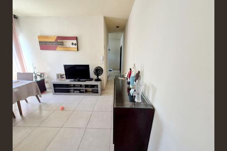 Apartamento à venda com 102m², 2 quartos e 1 vagaFoto 04