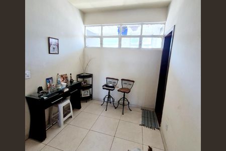 Apartamento à venda com 102m², 2 quartos e 1 vagaFoto 06