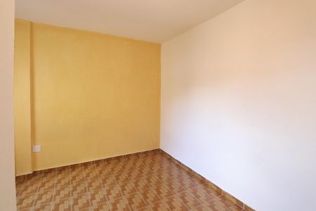 Quarto 1 de casa para alugar com 2 quartos, 60m² em Vila Sabrina, São Paulo