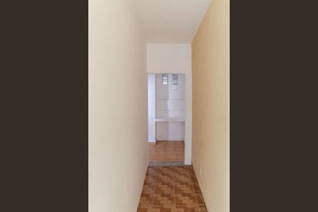 Casa para alugar com 60m², 2 quartos e sem vaga Casa para alugar com 60m², 2 quartos e sem vagaCorredor