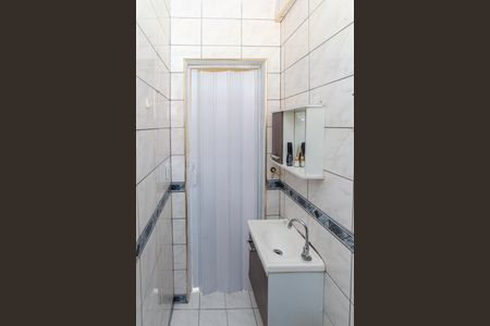 Casa para alugar com 60m², 2 quartos e sem vaga Casa para alugar com 60m², 2 quartos e sem vagaBanheiro