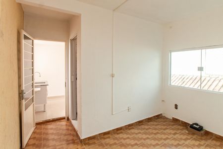 Casa para alugar com 60m², 2 quartos e sem vaga Casa para alugar com 60m², 2 quartos e sem vagaSala