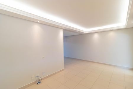 Casa de condomínio à venda com 138m², 3 quartos e 2 vagasSala