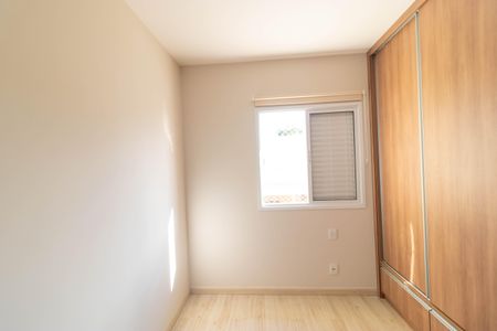 Casa de condomínio à venda com 138m², 3 quartos e 2 vagasQuarto 02