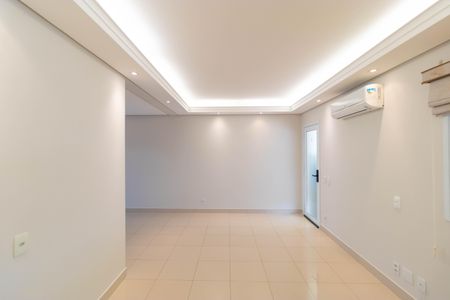 Casa de condomínio à venda com 138m², 3 quartos e 2 vagasSala