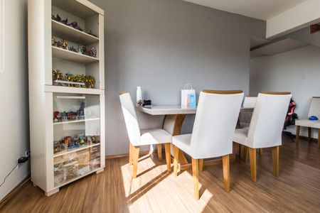 Apartamento para alugar com 82m², 2 quartos e 2 vagas Apartamento para alugar com 82m², 2 quartos e 2 vagasSala de Jantar