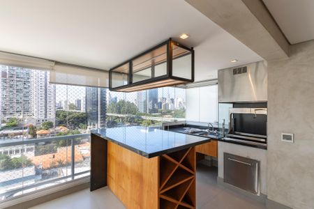 Apartamento à venda com 225m², 4 quartos e 4 vagasVaranda da Cozinha