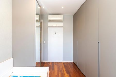 Apartamento à venda com 225m², 4 quartos e 4 vagasSuíte 4
