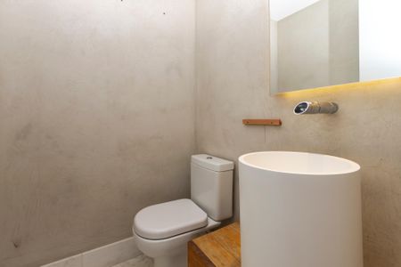 Apartamento à venda com 225m², 4 quartos e 4 vagasLavabo