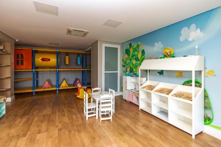 Apartamento à venda com 225m², 4 quartos e 4 vagasÁrea comum - Brinquedoteca