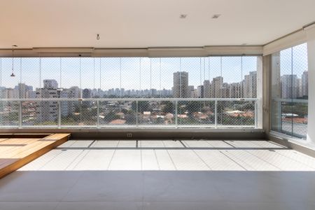 Apartamento à venda com 225m², 4 quartos e 4 vagasVaranda da Sala