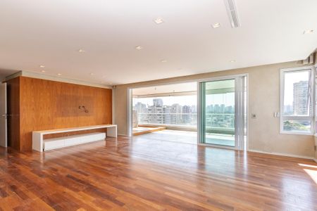 Apartamento à venda com 225m², 4 quartos e 4 vagasSala