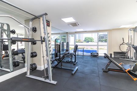 Apartamento à venda com 225m², 4 quartos e 4 vagasÁrea comum - Academia