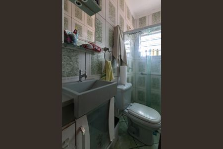 Casa à venda com 150m², 2 quartos e 2 vagas Casa à venda com 150m², 2 quartos e 2 vagasBanheiro