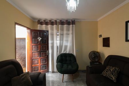 Sala de casa para alugar com 2 quartos, 150m² em Vila Danubio Azul, São Paulo