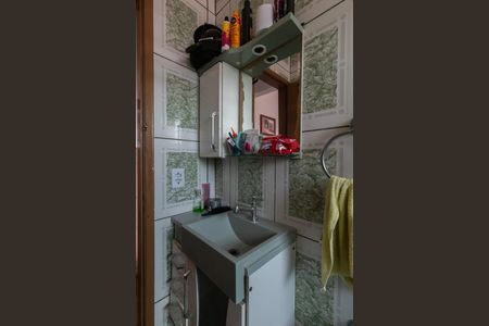 Casa à venda com 150m², 2 quartos e 2 vagas Casa à venda com 150m², 2 quartos e 2 vagasBanheiro