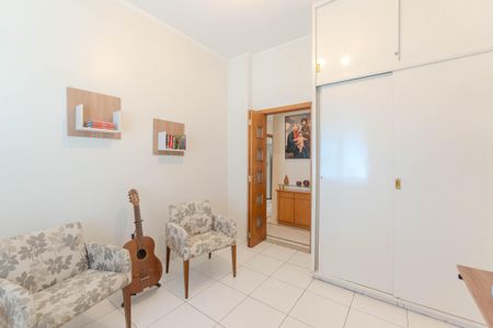 Apartamento à venda com 119m², 3 quartos e 1 vaga Apartamento à venda com 119m², 3 quartos e 1 vagaQuarto